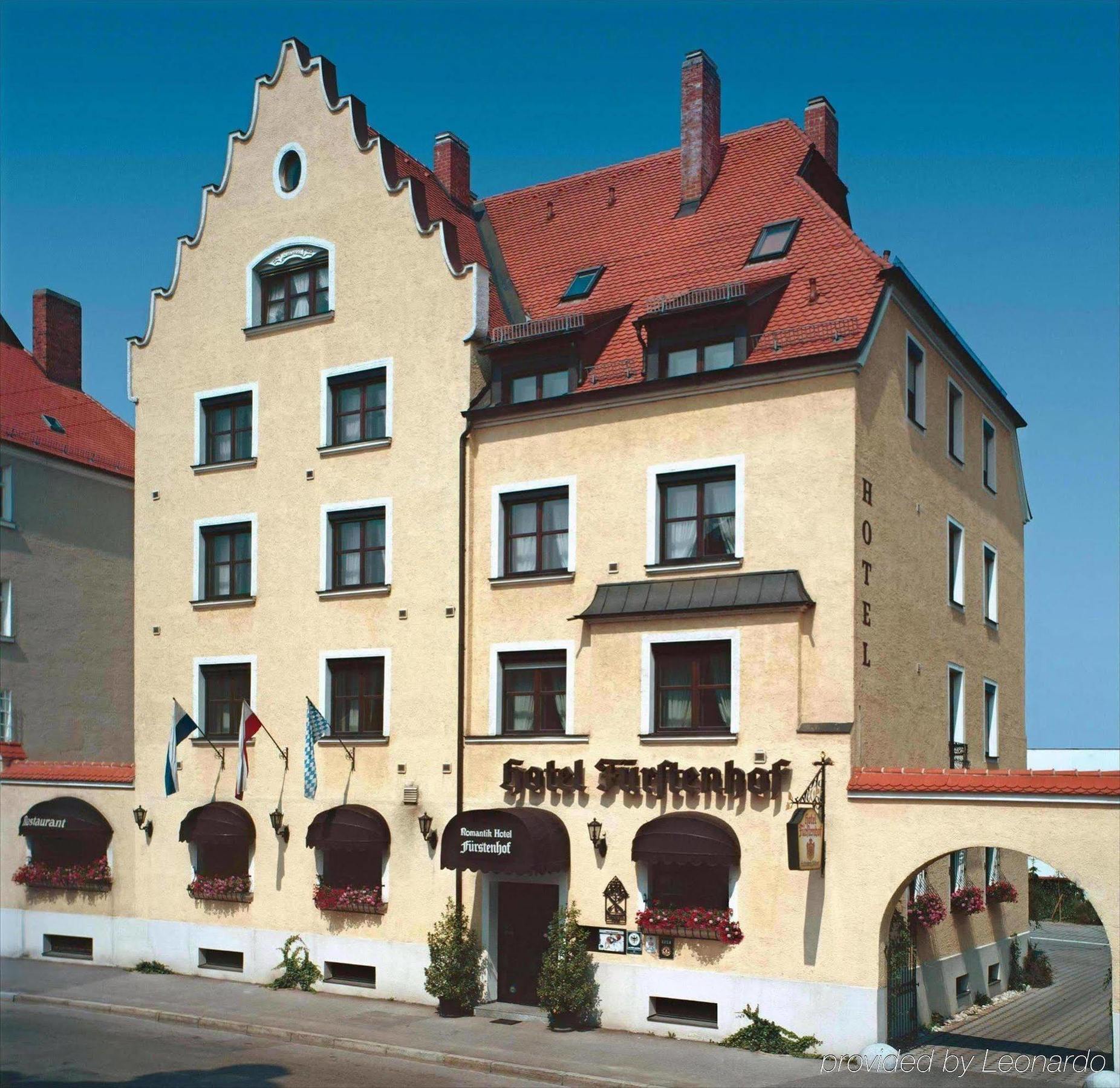 Romantik Hotel Fuerstenhof Landshut Buitenkant foto